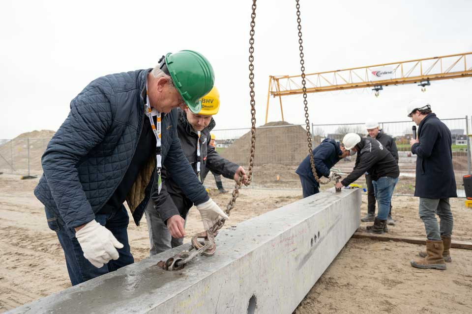 Bouw De Witte Villa En Stadswoningen Lus Officieel Van Start De